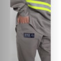 Calça NR-10 Risco 2 Cinza Com Faixa Refletiva Verde CA 47360 Zengo-eaca80c4-b4ca-4abe-b1fa-28fe76f44c5e